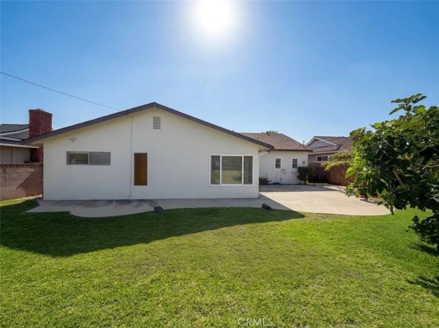 962 N Calmgrove, Covina, CA 91724