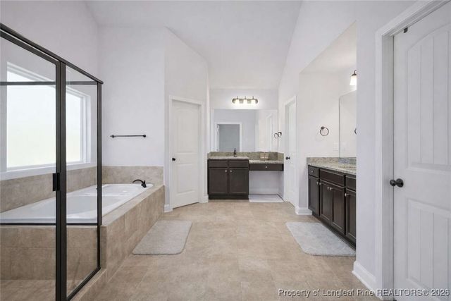 3221 Cragburn Place, Fayetteville, NC 28306