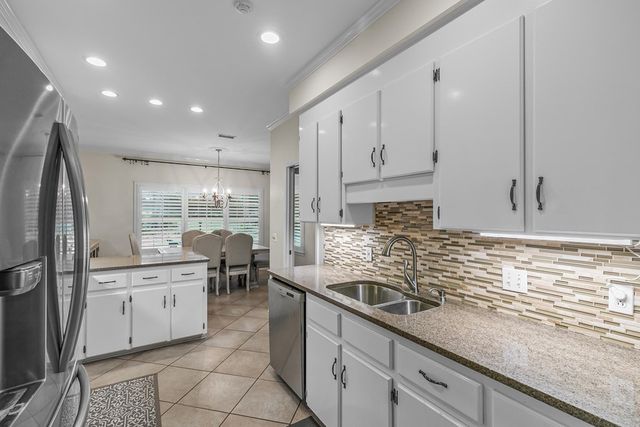 108 Mulberry Ct., Dothan, AL 36303