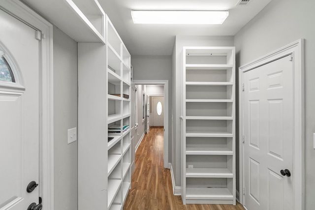 108 Mulberry Ct., Dothan, AL 36303