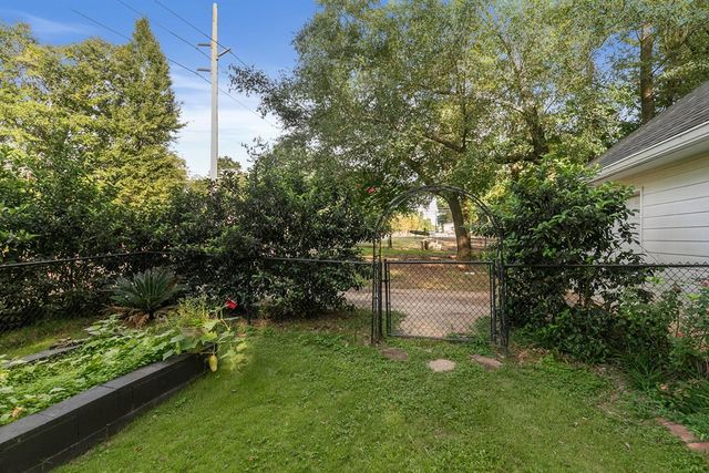 108 Mulberry Ct., Dothan, AL 36303