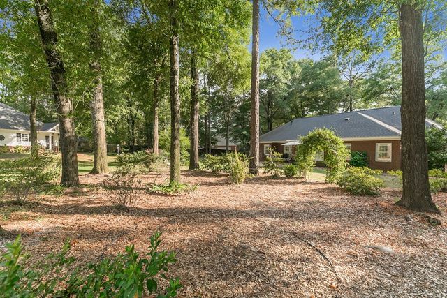 108 Mulberry Ct., Dothan, AL 36303