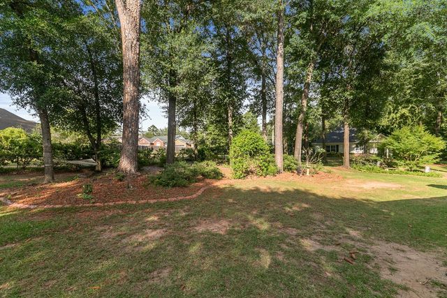 108 Mulberry Ct., Dothan, AL 36303