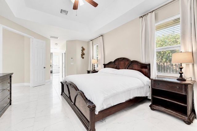 13620 FOLKESTONE Court W, Wellington, FL 33414