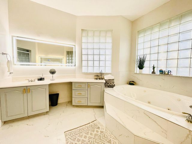 13620 FOLKESTONE Court W, Wellington, FL 33414
