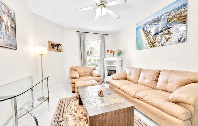 13620 FOLKESTONE Court W, Wellington, FL 33414