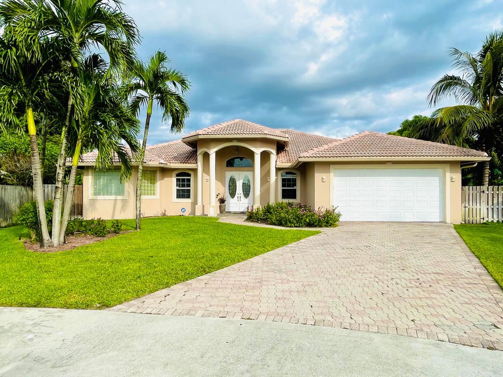 13620 FOLKESTONE Court W, Wellington, FL 33414