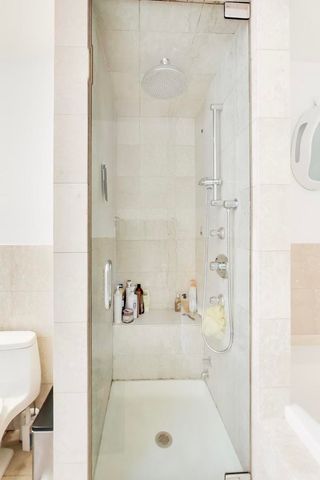 813 N Bishop Street 2, Chicago, IL 60642