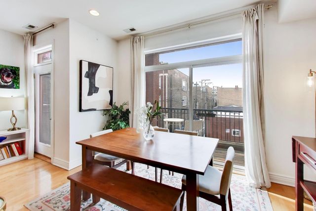 813 N Bishop Street 2, Chicago, IL 60642