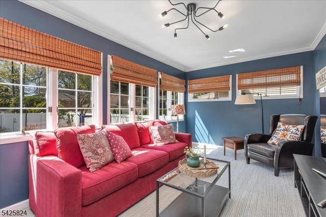 25 Herning Ave, Cranford Twp., NJ 07016