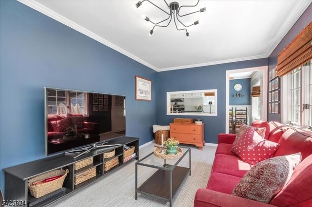 25 Herning Ave, Cranford Twp., NJ 07016