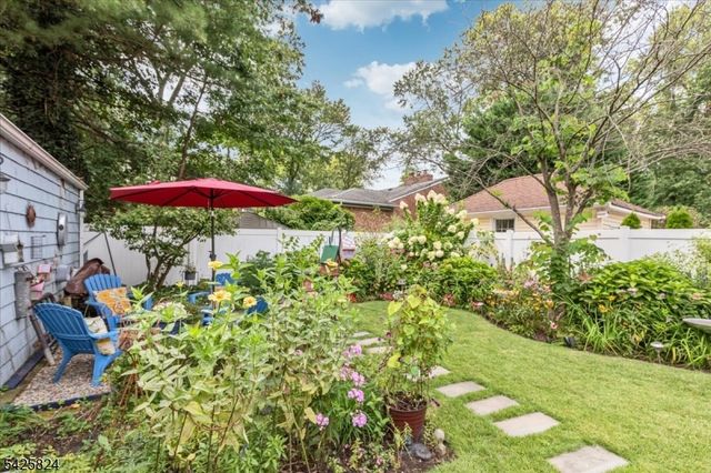 25 Herning Ave, Cranford Twp., NJ 07016