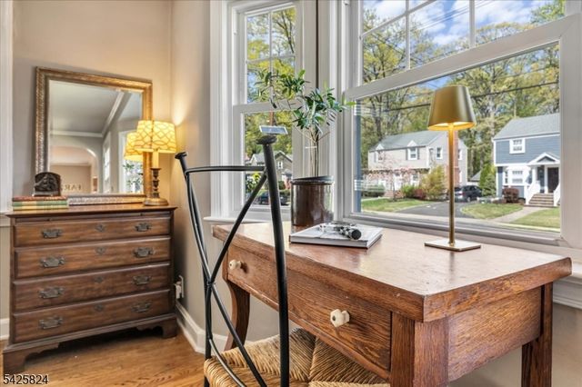 25 Herning Ave, Cranford Twp., NJ 07016