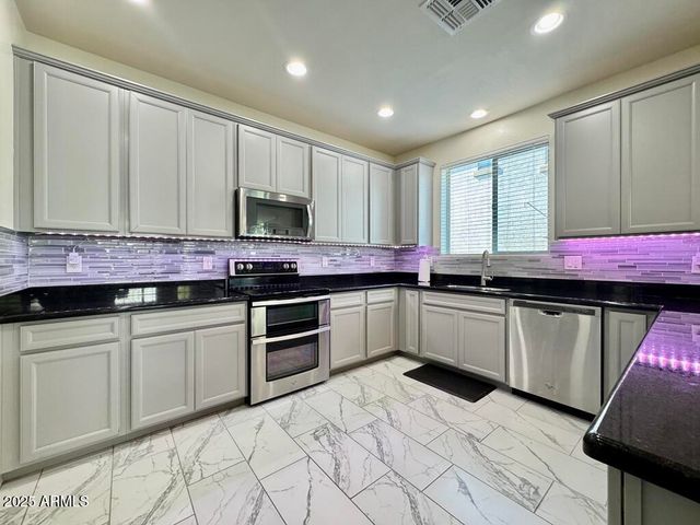 3368 W HAYDUK Road, Laveen, AZ 85339