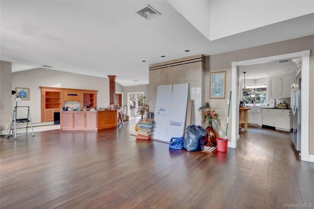 91 Laurel Drive, Massapequa Park, NY 11762