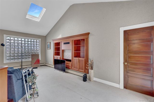 91 Laurel Drive, Massapequa Park, NY 11762