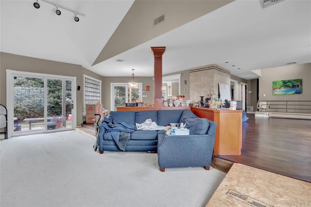 91 Laurel Drive, Massapequa Park, NY 11762