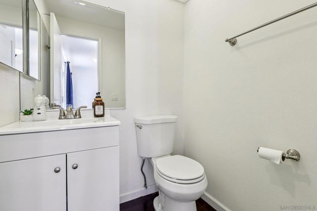 7809 Starling Dr, San Diego, CA 92123