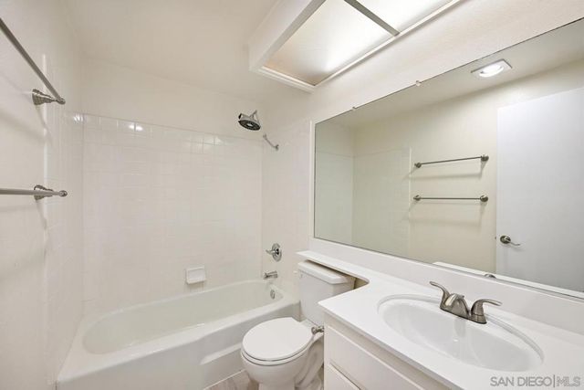 7809 Starling Dr, San Diego, CA 92123