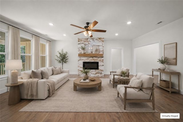 28 Kent Lane, Bella Vista, AR 72714