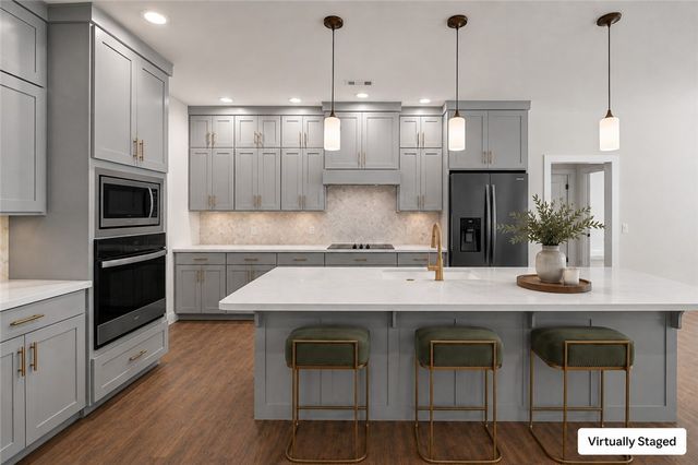 28 Kent Lane, Bella Vista, AR 72714
