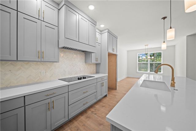 28 Kent Lane, Bella Vista, AR 72714