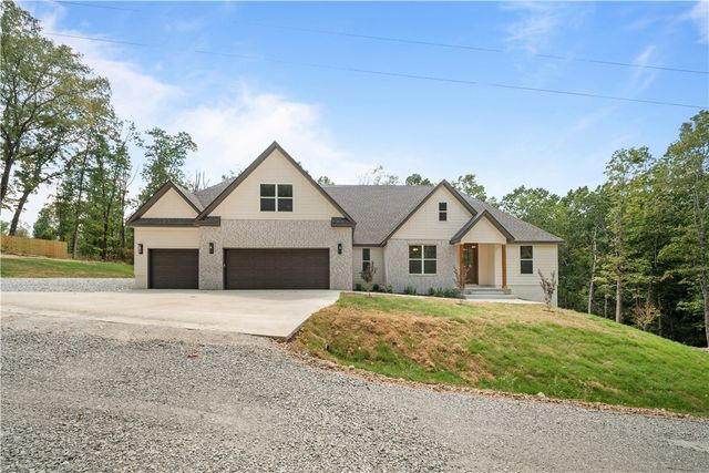 28 Kent Lane, Bella Vista, AR 72714
