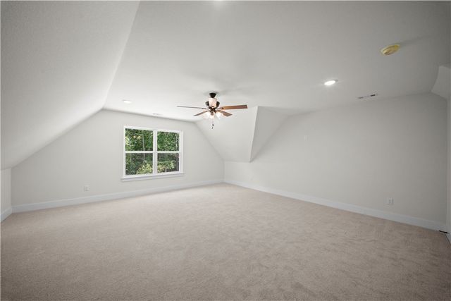 28 Kent Lane, Bella Vista, AR 72714