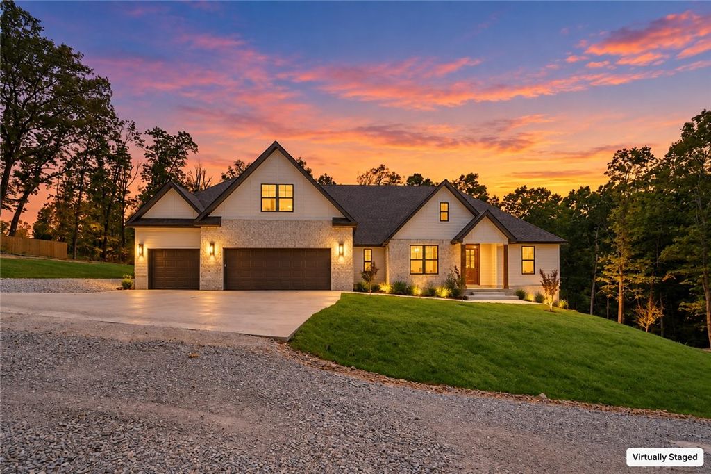 28 Kent Lane, Bella Vista, AR 72714