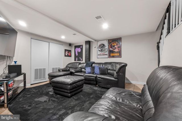 521 FAIRVIEW AVE, Baltimore, MD 21224