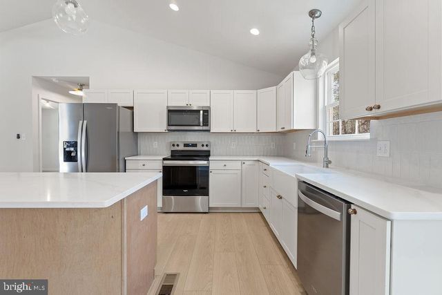 4292 MOODY TOWN RD, Bumpass, VA 23024