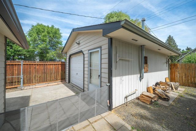 709 S Ray St, Spokane, WA 99202