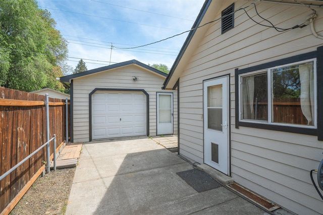 709 S Ray St, Spokane, WA 99202