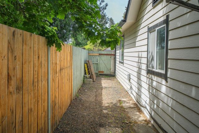 709 S Ray St, Spokane, WA 99202