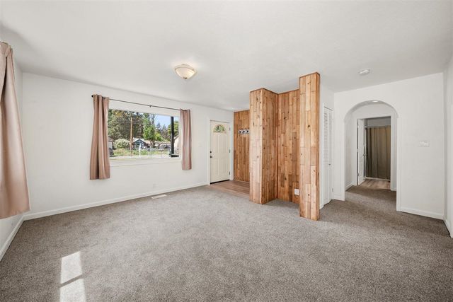 709 S Ray St, Spokane, WA 99202