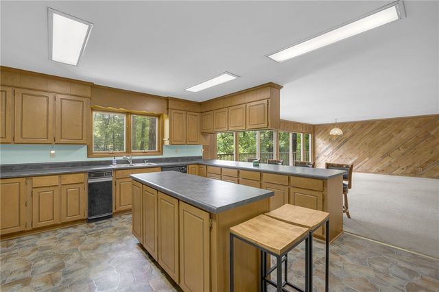 2109 Moorefield Memorial Highway, Pickens, SC 29671