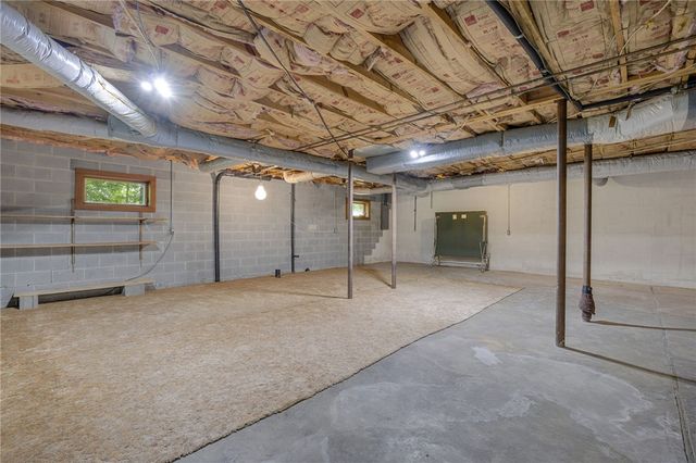 2109 Moorefield Memorial Highway, Pickens, SC 29671