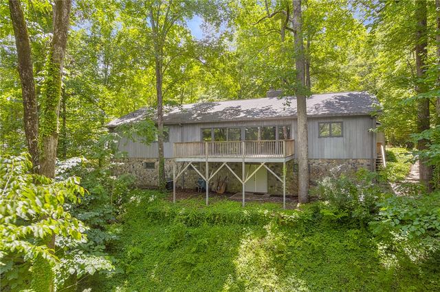 2109 Moorefield Memorial Highway, Pickens, SC 29671