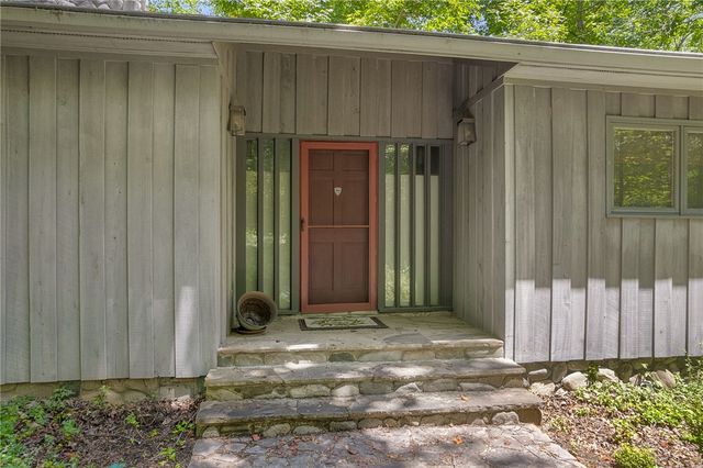 2109 Moorefield Memorial Highway, Pickens, SC 29671