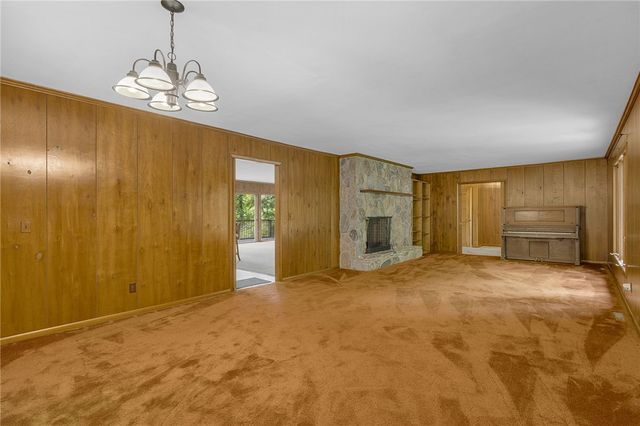 2109 Moorefield Memorial Highway, Pickens, SC 29671