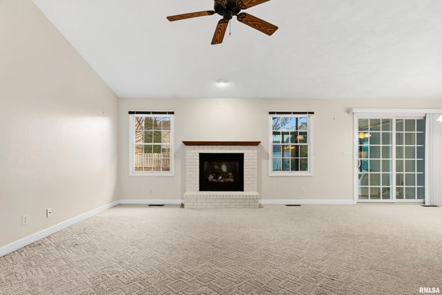 10914 N RHONDA Way, Dunlap, IL 61525