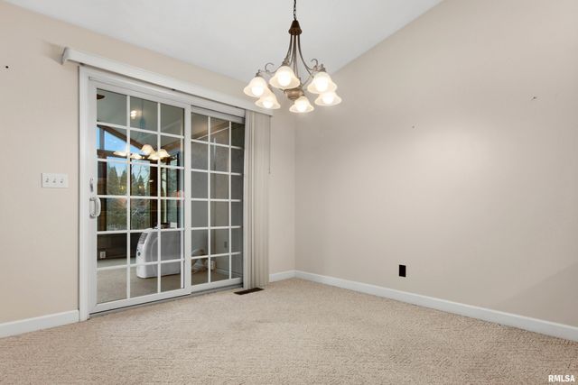 10914 N RHONDA Way, Dunlap, IL 61525