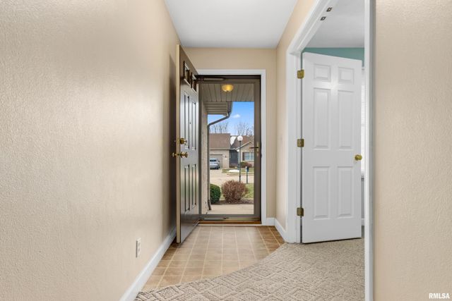 10914 N RHONDA Way, Dunlap, IL 61525