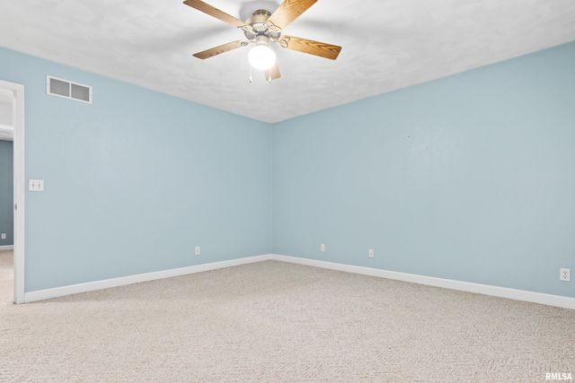 10914 N RHONDA Way, Dunlap, IL 61525