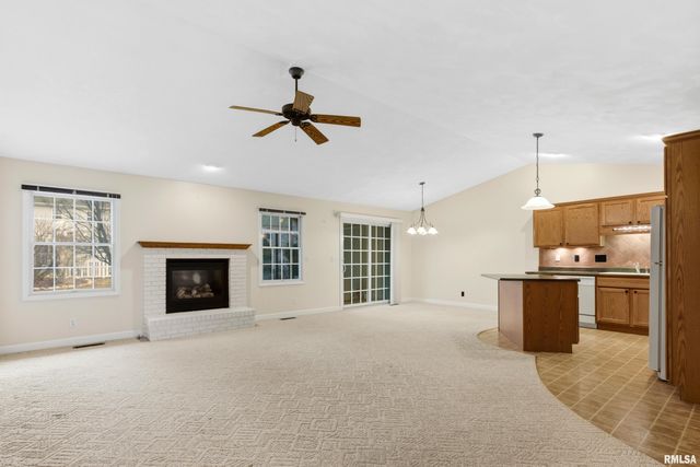 10914 N RHONDA Way, Dunlap, IL 61525