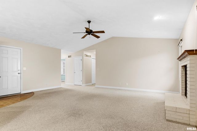 10914 N RHONDA Way, Dunlap, IL 61525