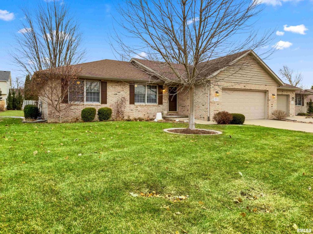 10914 N RHONDA Way, Dunlap, IL 61525