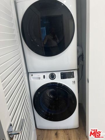 1143 Glenville Drive 101, Los Angeles, CA 90035