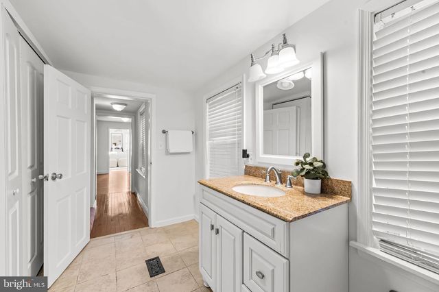 2234 FLEET ST, Baltimore, MD 21231