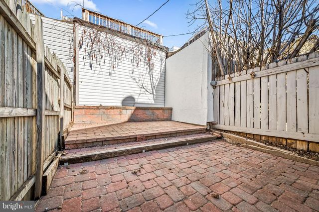 2234 FLEET ST, Baltimore, MD 21231